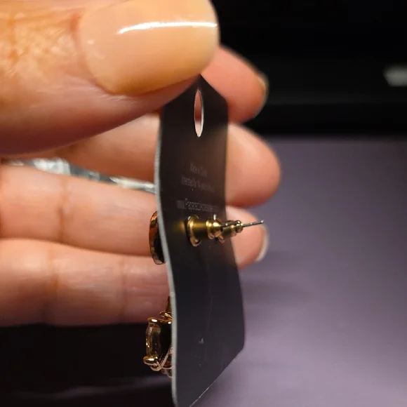 BUNDLE ANY 2, PAY ONE PRICE. Elegant Gold and Crystal Women's Earrings - Picture 3 of 4